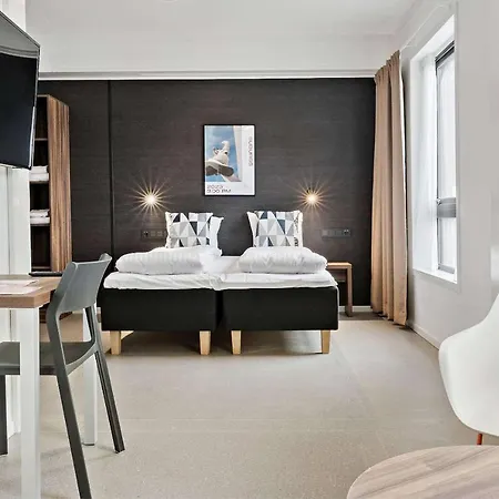 Aiden By Western Hotel 3*