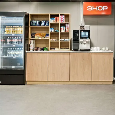 Aiden By Western Hotel 3*